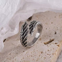 Wings ring