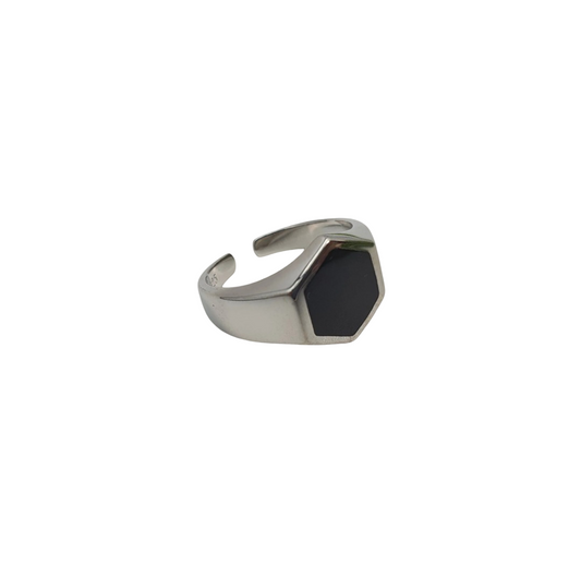 RUBY-BLACK HEXA RING
