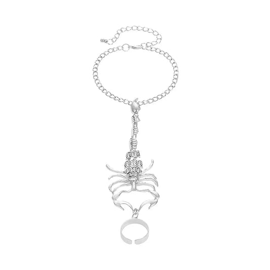EMILY-SCORPION HANDCHAIN