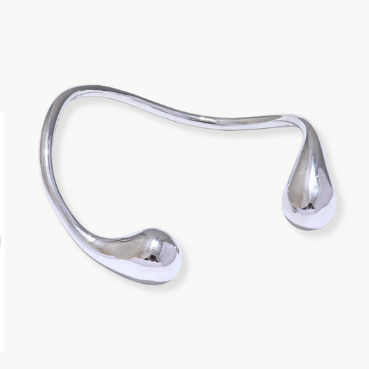 SILVER URSULA CUFF